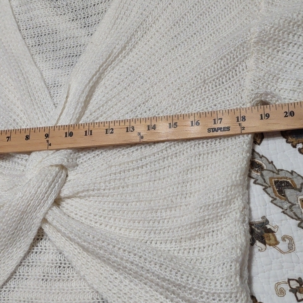 Divided Sweater - Picture 6 of 7